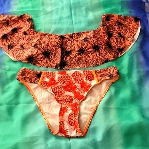 Ava - Pineapple and floral pattern 2 piece swim ware